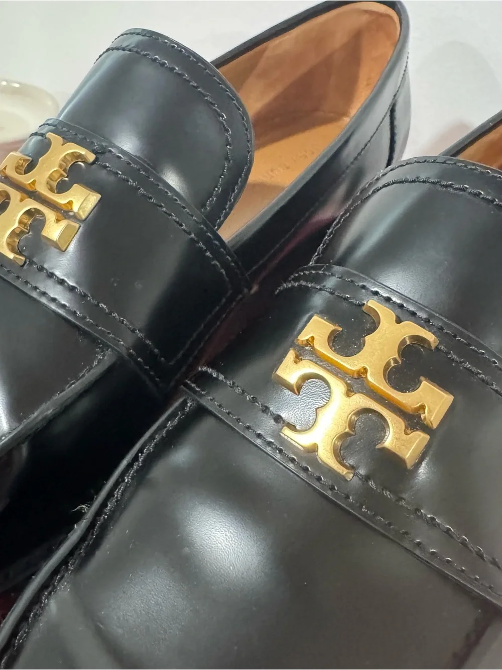Tory Burch Mini Everly Chunky Lug Sole Leather Loafers Black Gold Logo 8.5 $398